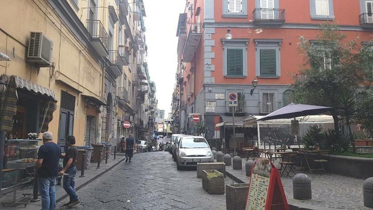 Domus Pupetta Lejlighed Napoli Eksteriør billede